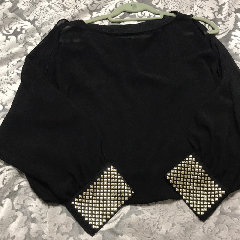 Black cold shoulder top